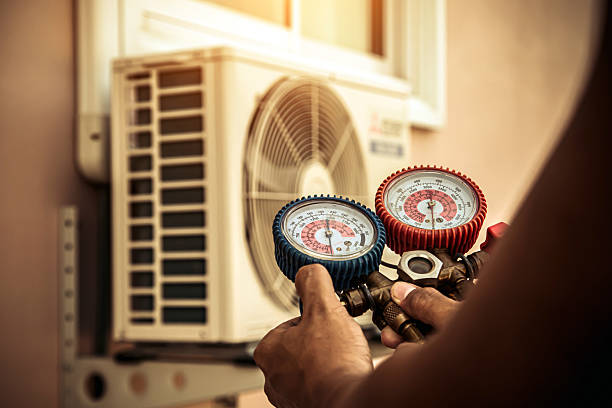Professional Hvac Installation technician working in Needham Heights, MA